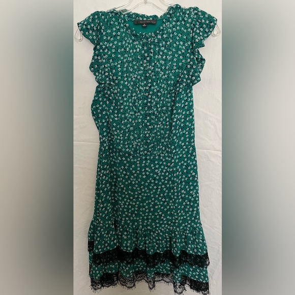 Adelyn Rae Dresses & Skirts - Adelyn Rae Green Short Sleeve Floral Dress Size Small